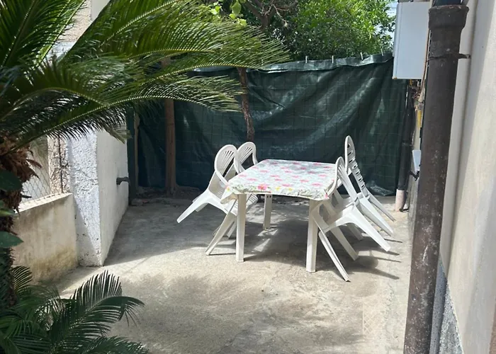 A Due Passi Da Micheiino Apartmán *